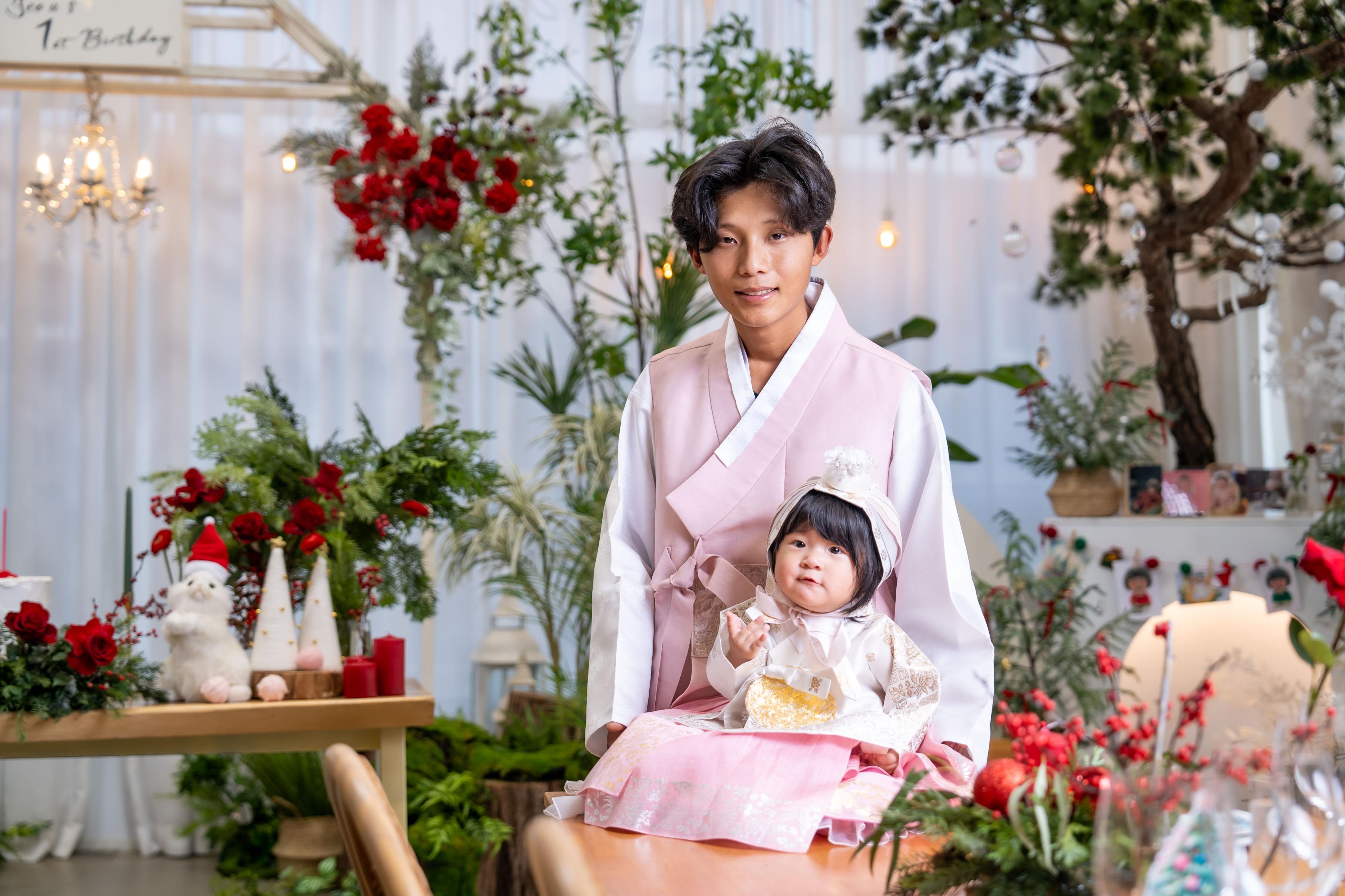 241225 꿈의미술관 김현정님 신서아 아가_008.jpg